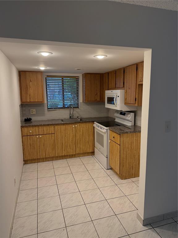 Building Photo - 1125 S Flagler Ave