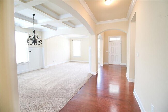 Building Photo - 1143 Park Hollow Ln NE