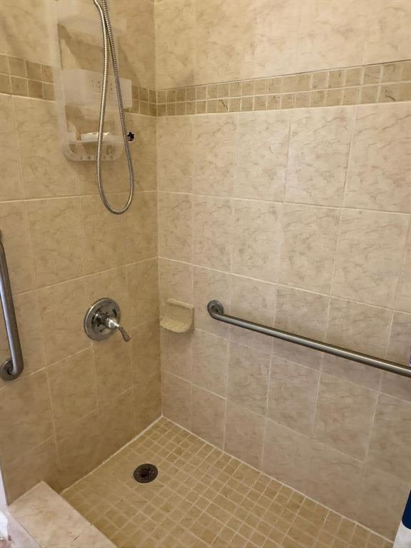Building Photo - 2526 Jasmine Trace Dr