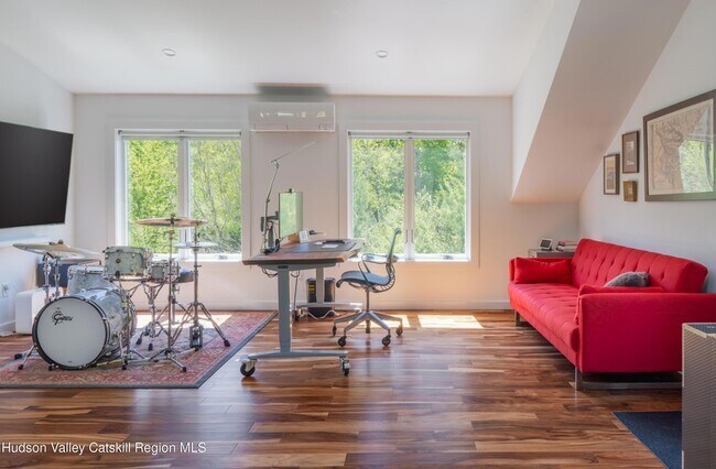 Building Photo - 4599 NY-212