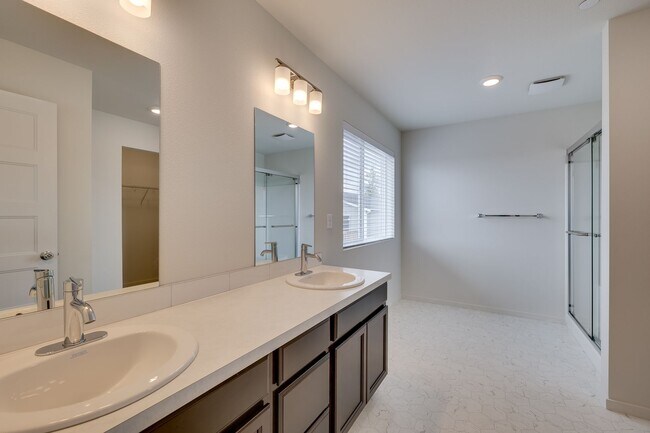 Building Photo - Brand New 4 Bed Home in Marysville!