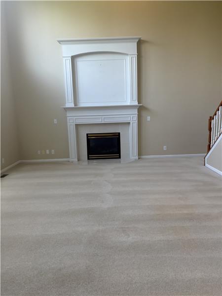 Building Photo - 10201 Hartwood Ct