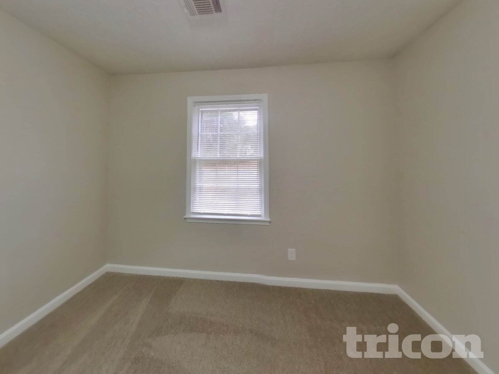 Building Photo - 3746 Windy Hill Dr SE