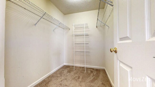 Building Photo - 10831 Laurnet Pl