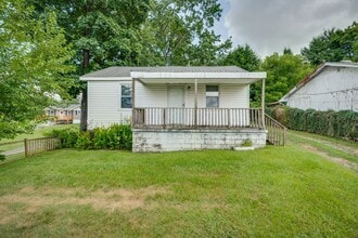 Building Photo - 521 Rich Dr
