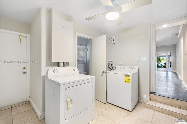 Building Photo - 1375 N Biscayne Point Rd