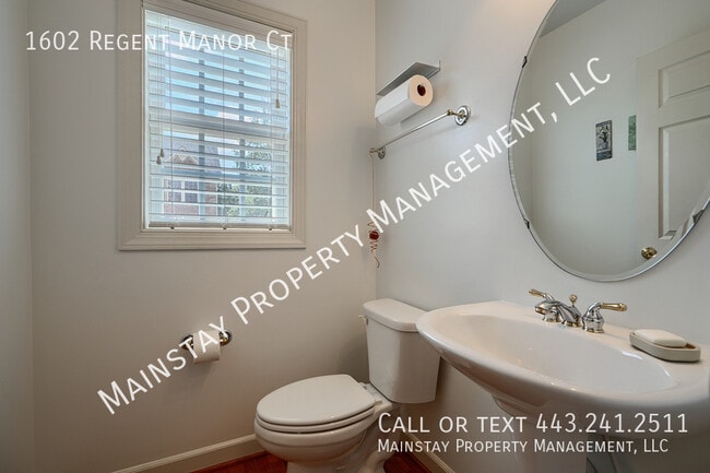 Building Photo - 1602 Regent Manor Ct