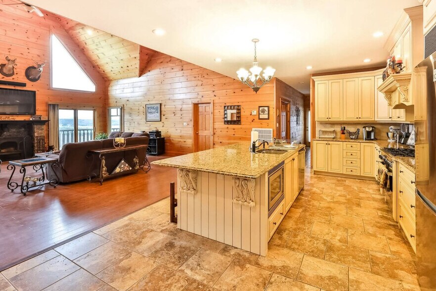 Building Photo - 129 Wildberry Dr