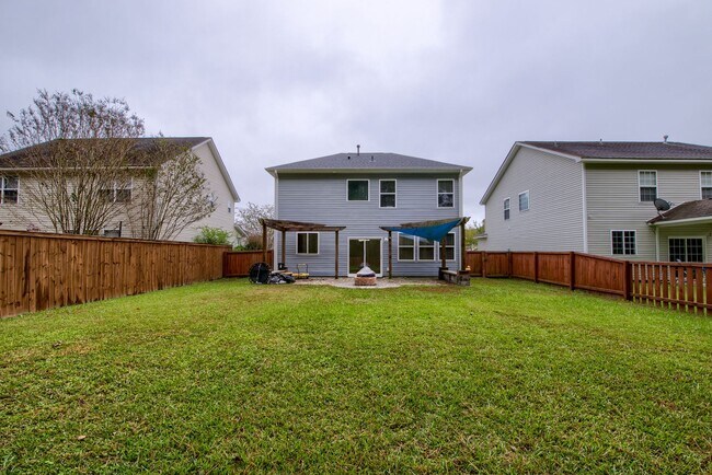 Building Photo - 208 Woodbrook Way
