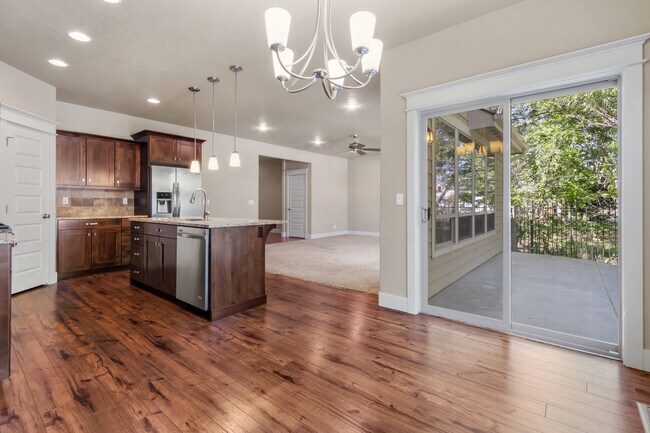 Building Photo - 4300 N Chapala Way