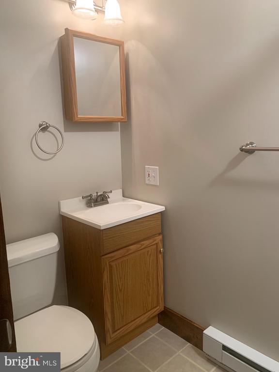 Building Photo - 110 Beech Ln