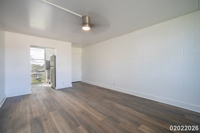 Building Photo - 2 Bedroom 1 Bathroom in Whitmore Village - $2,350.00- Section 8 Welcome