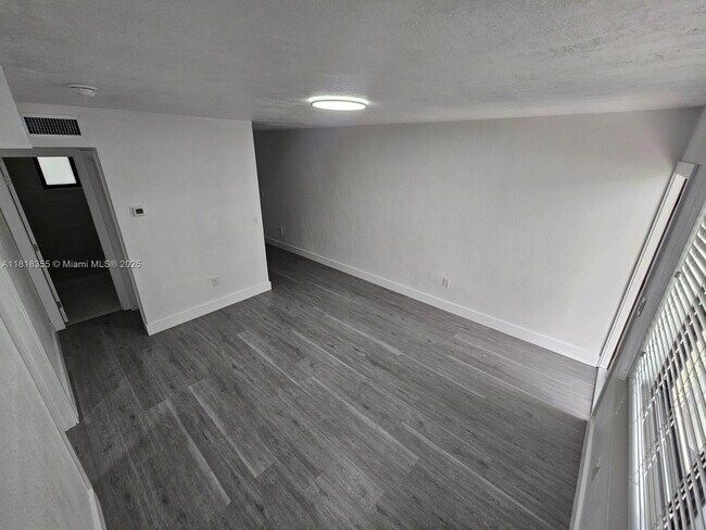 Building Photo - 1020 Opa-locka Blvd
