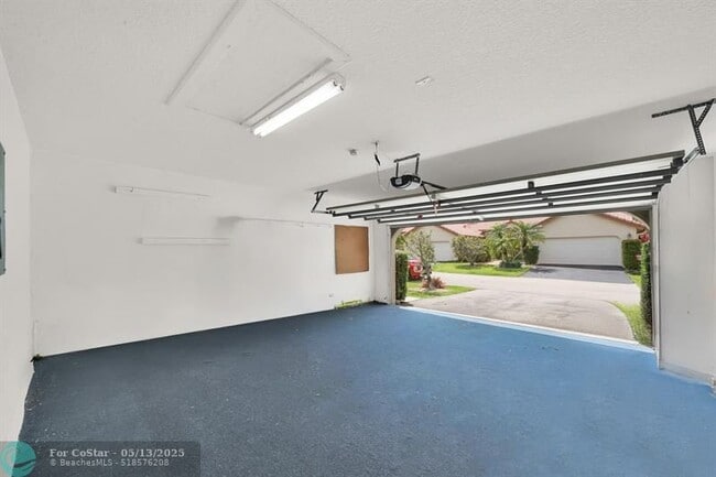 Building Photo - 23316 Water Cir