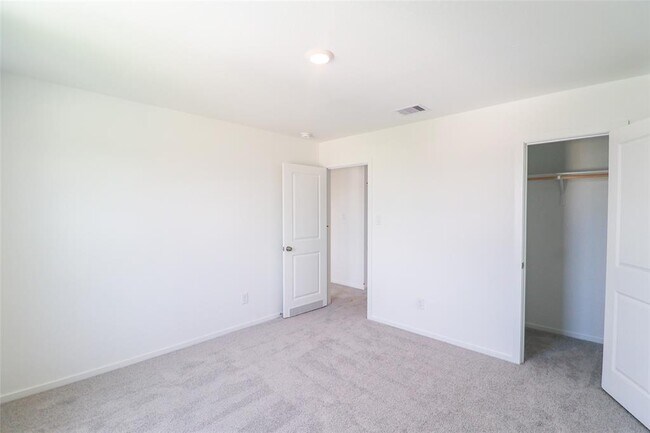 Building Photo - 31371 Black Cherry St