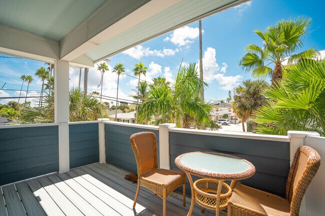 Building Photo - 113-112 12th Ave