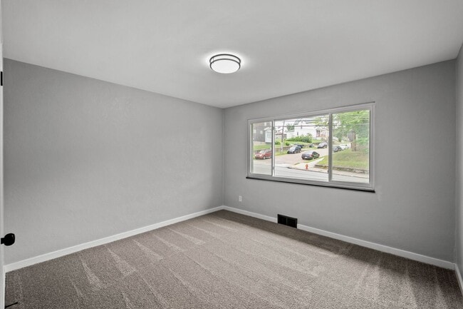 Building Photo - Stunning 3 bedroom home in McKeesport available now!