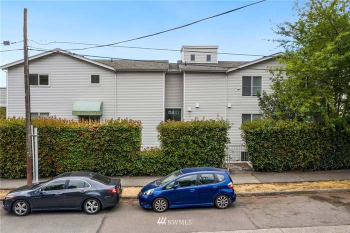 Front of building - 1729 12th Ave S