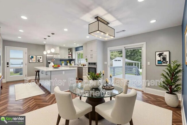 Building Photo - 2274 Edgemore Dr SE