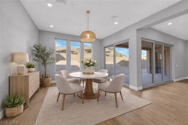 Building Photo - 10648 Stone Ledge Ave