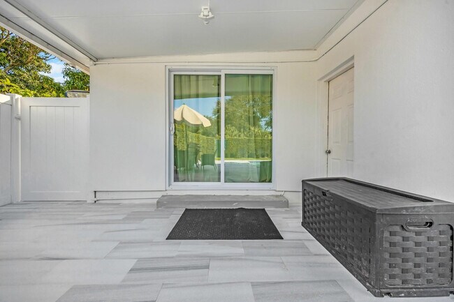 Building Photo - 2007 Northridge Rd