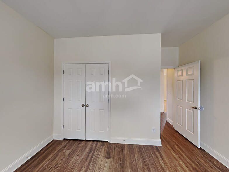 Building Photo - 112 Spalding Ln