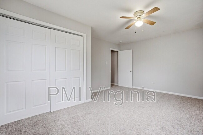 Building Photo - 4209 Dunning Rd