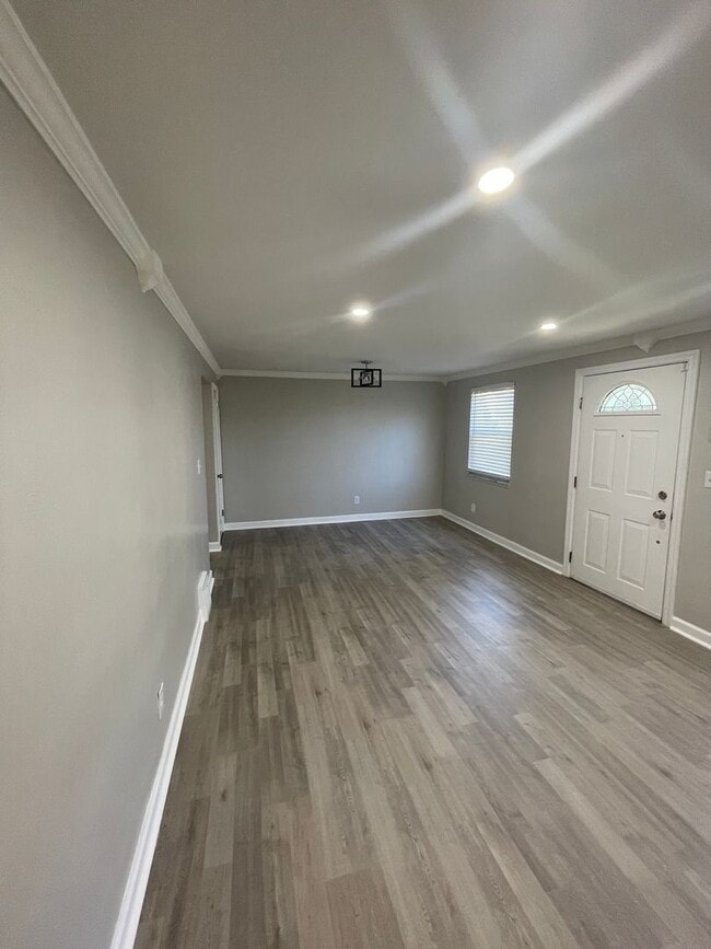 Building Photo - 139 Rodilin Dr