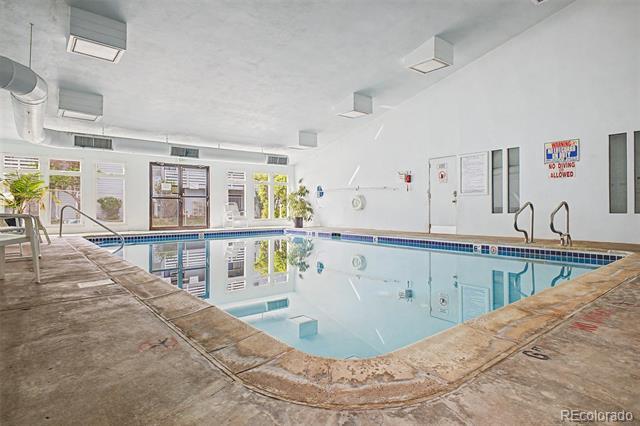 Building Photo - 7665 E Eastman Ave