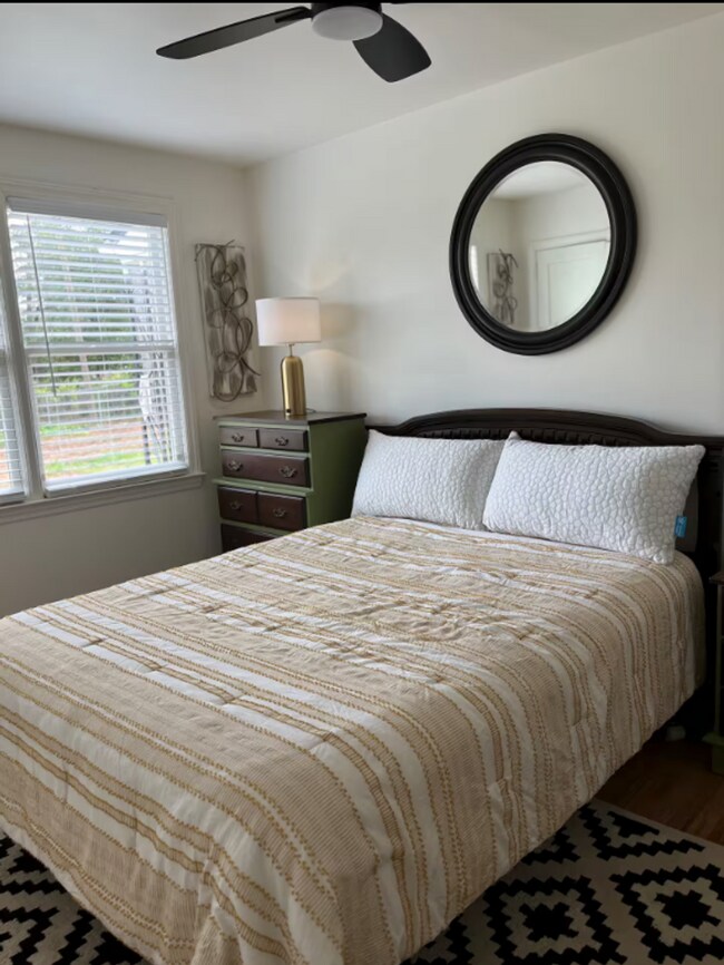 Building Photo - Elegant Downtown Augusta Cottage – Fully F...