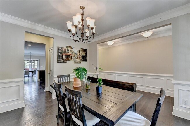 Building Photo - 11653 Parkside Ave