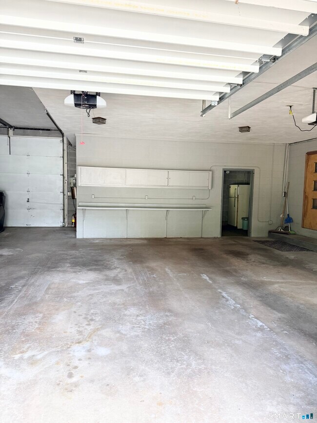 Building Photo - 307 N Rd