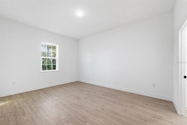 Building Photo - 2652 W Paragon Ln