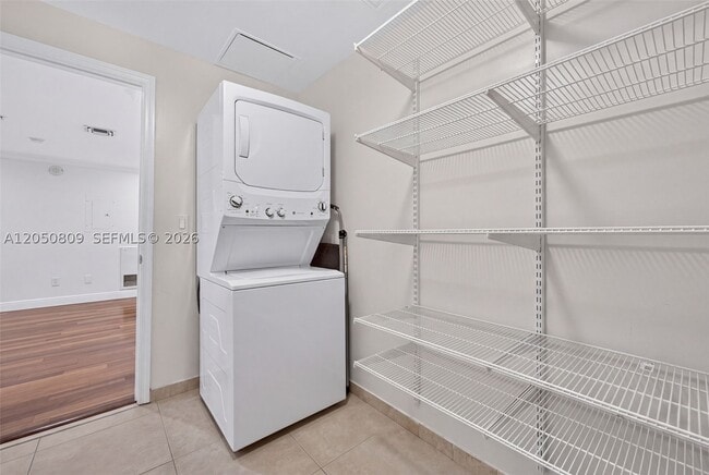 Building Photo - 8390 SW 72nd Ct