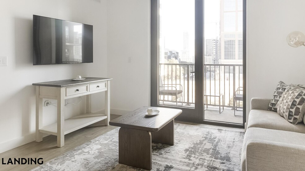 Building Photo - 1007 S Mint St