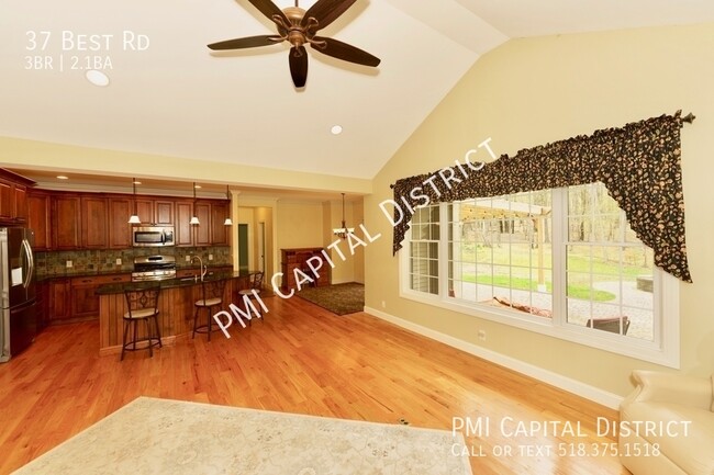 Building Photo - 37 Best Rd