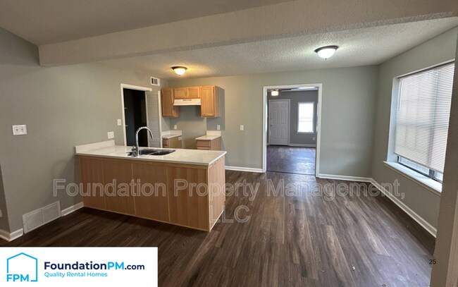 Building Photo - 30 Windsor Rd