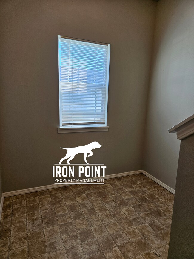 Building Photo - 35WHITEOAK