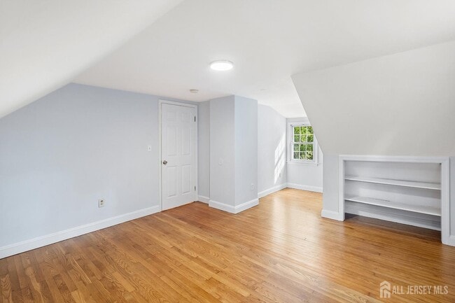 Building Photo - 174 Alcoa Ave