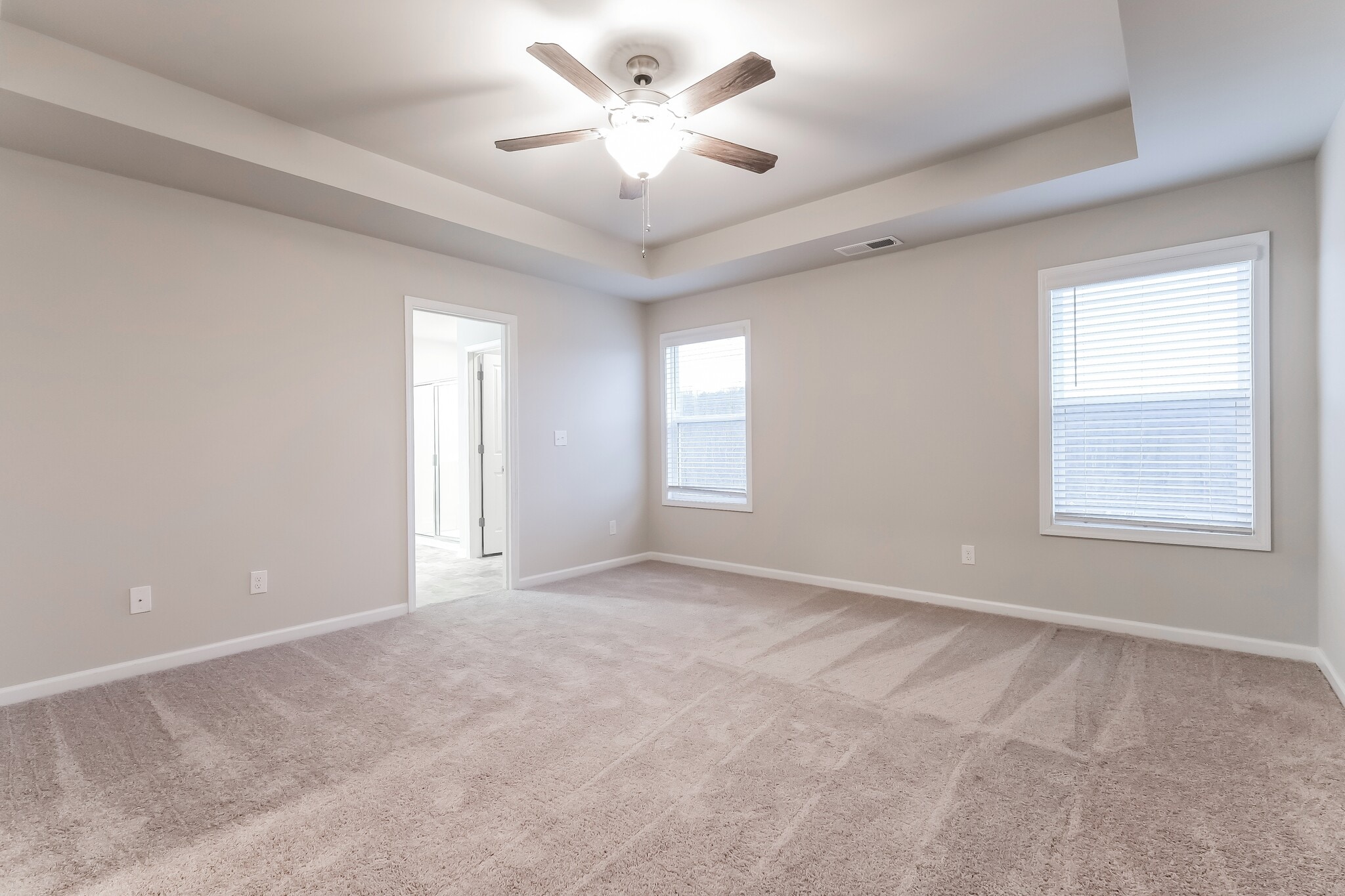 Building Photo - 3433 Sugarberry Dr