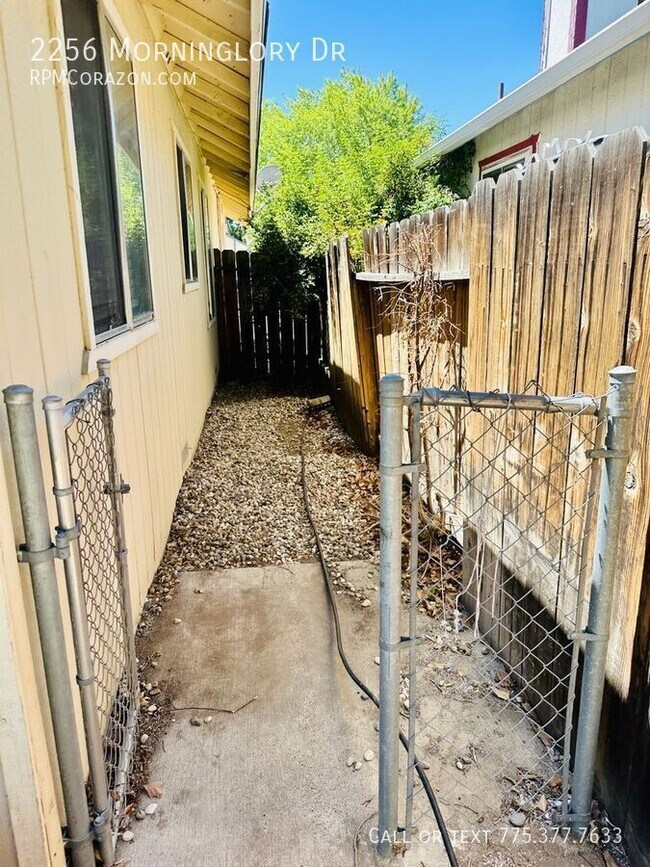 Building Photo - 2256 Morninglory Dr