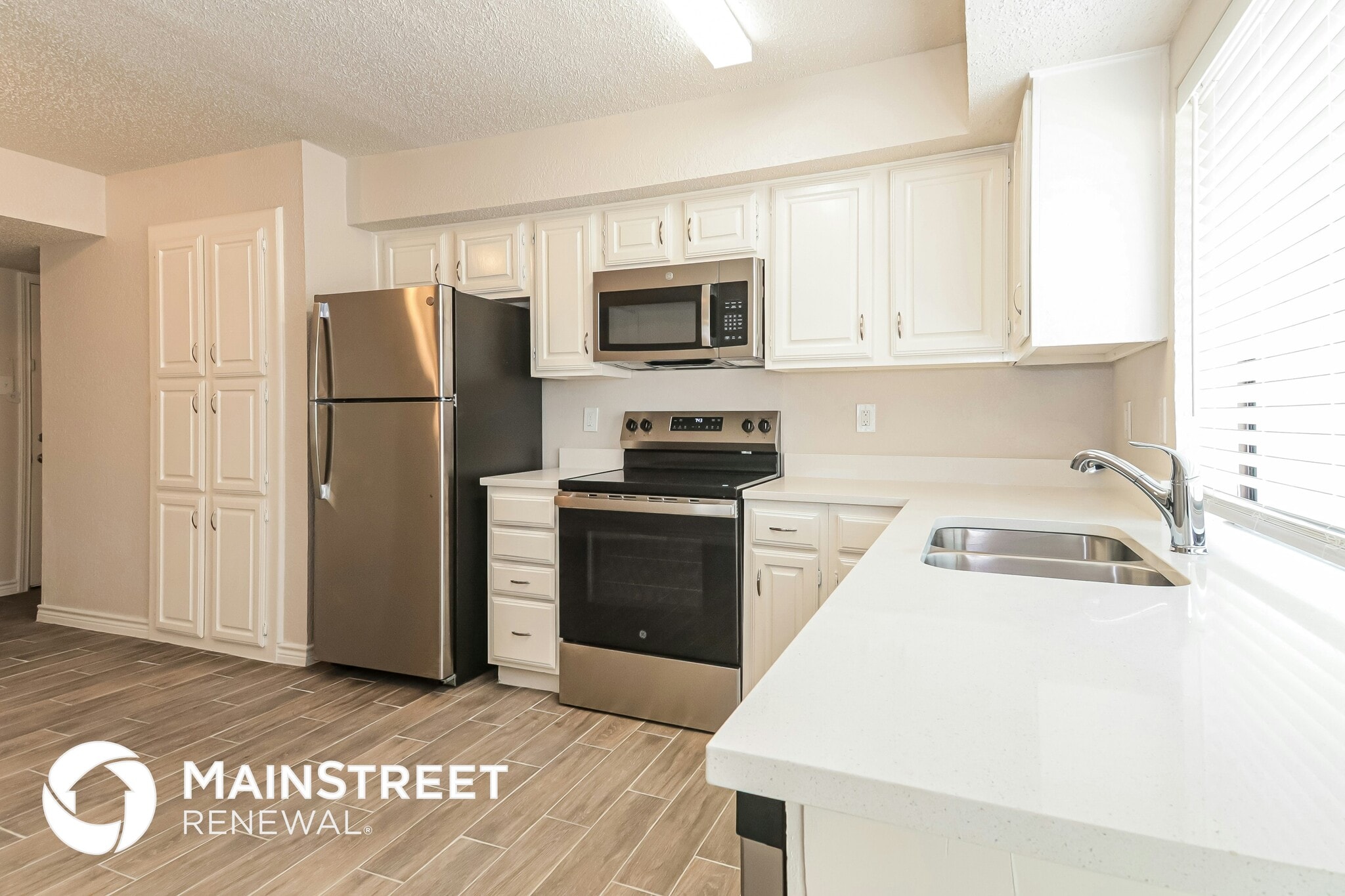 Building Photo - 2718 Holy Cross Ln