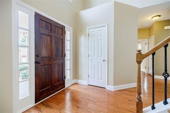 Building Photo - 715 Ullswater Cove