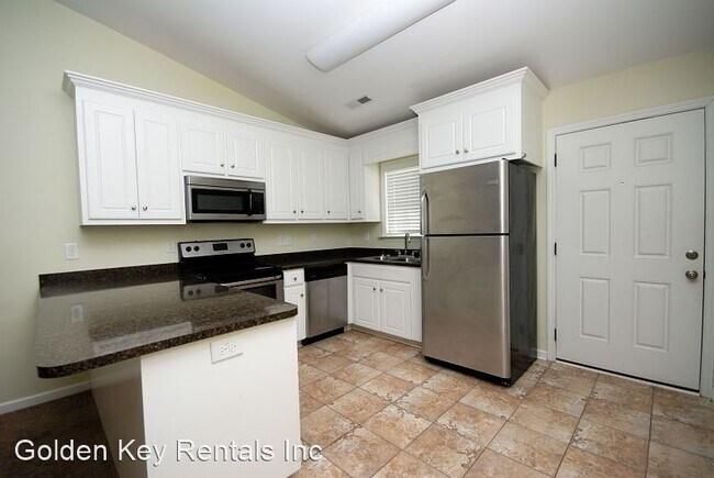 Building Photo - 2 br, 2 bath House - 306 W Main Street