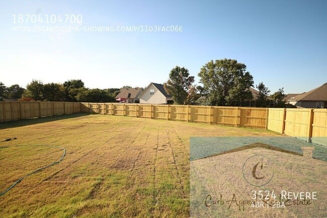 Building Photo - 3524 Revere-