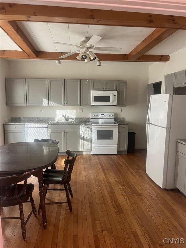 Building Photo - 1205 Madison St