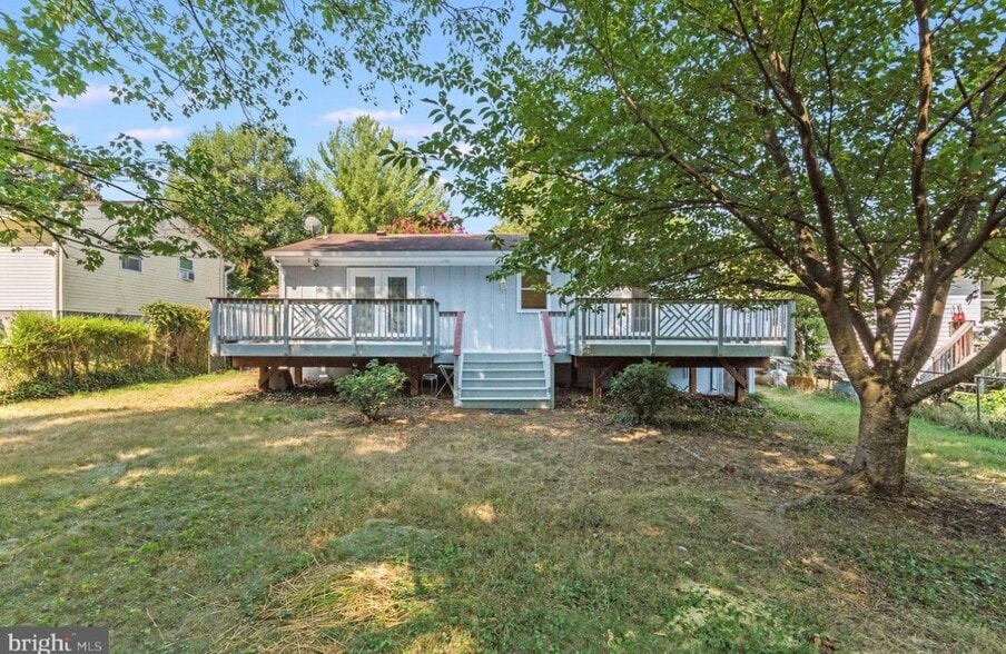 Backyard - 8710 W Fort Foote Ter