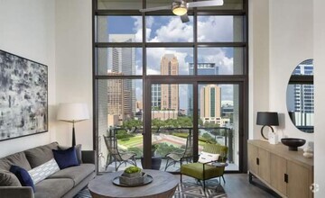 Building Photo - 1 bedroom in Houston TX 77002