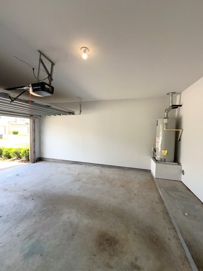 Building Photo - 7118 Fannin St