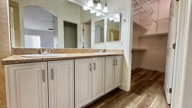 Building Photo - Beautiful Single Story Home Ready for Immediate Move-In